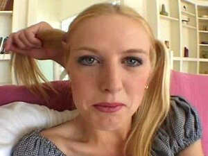 Découvrez le plaisir ultime avec Bonnie Heart, une séductrice