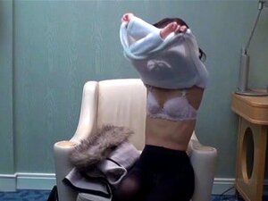 Une jolie amateur japonaise se fait labourer la chatte, une mignonne
