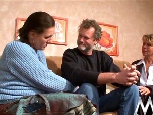 Vidéo de MMVFilms : Baiser ou payer, c'est plus facile de baiser