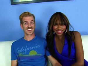 La meilleure pornstar Moni Bella dans des éjaculations fabuleuses,