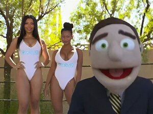 Lutte de lingerie avec des modèles de Fitness et IG Avec un Gros Cul