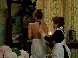 Celeb Ornella Muti montre ses seins parfaits