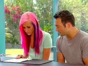 Ces beautés ne peuvent pas se contrôler aujourd'hui. Des copines