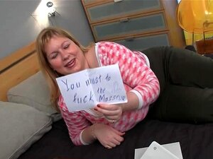 Une énorme graisse séduit un masseur sexy