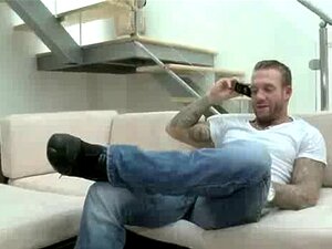 str8 devient gay - commutateur glory hole