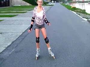 Ma copine jouit dans ma chatte