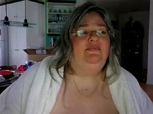 J’ai des cupcakes vraiment énormes, les femmes mûres comme moi