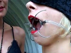 Latex et lesbo S&M, une plus grande quantité de plaisir dans un