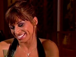 Les incroyables pornstars Ava Vincent et Devon Michaels dans le