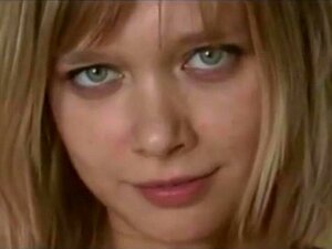 Blonde faciale européenne 54