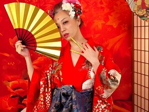 AB096 Première formation de bondage à la corde de Petite