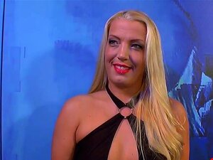 Gangbang bukkake sale MILF. Milf sale Bitchy Jana se fait deux grosses