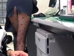 Plongez dans la passion brute des amateurs, là où le désir sans