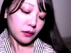 Amilia Onyx - Grosse copine gothique bien foutue en solo ASMR