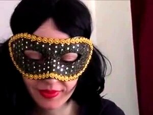 Branlette avec éjaculation dans la bouche