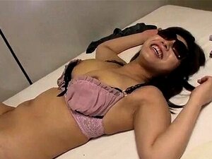 Serina, session de pipe asiatique pure