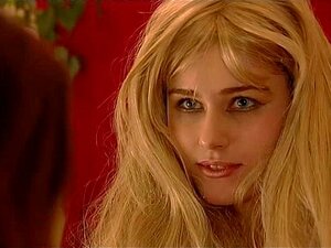 Alice Witchcraft -Scène Lez très sensuelle (Gr-2)