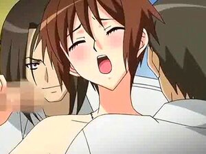 Une mignonne hentai se fait baiser en gangbang. Une mignonne heNTai se