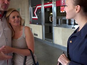 Les Échangistes Baisent En Public-Belle Claire