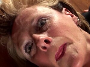 Mature Carol passe un bon moment