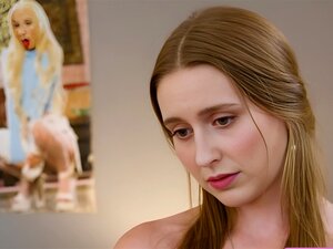 Belle-mère fessée bébé pour regarder du porno. Belle-mère bien