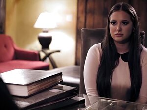 Gia Paige se donne au prêtre en chaleur et suce sa bite en signe de