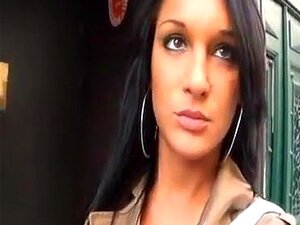 Beurette française Youna,