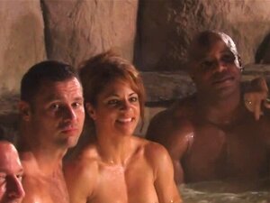 Les couples matures échangistes sont très expérimentés pour faire