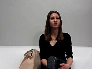 Casting de mignonnes chaudes avec éjaculation
