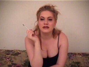 Une ronde fumante se fait baiser