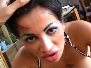 Action porno milf magnifique avec gorge profonde. Action porno milf