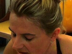 Laissez-vous emporter par la passion de lesbiennes françaises