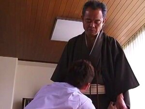 La nana japonaise la plus chaude Nana Nanaumi dans une pipe folle,