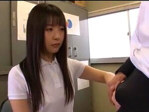 L'incroyable pute japonaise Yu Asakura, Tsubomi dans la pipe la plus