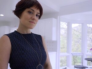 Belle-mère rousse, j'aimerais baiser ma belle-mère en lui offrant