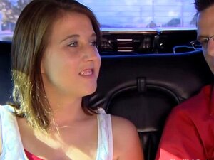 Un couple de débutants échangistes commence à explorer les