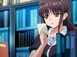 Une chaudasse japonaise enseignante en bas se fait violemment baiser.