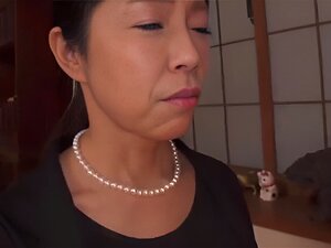 Regarde la Veuve de Ma Mère et !!! maintenant ! - Salope, Mère &