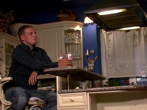 Découvrez l'extase absolue lorsque cette épouse consentante partage