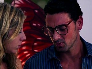 Chastity Lynn dans Paint, Scène #03 - BSkow. Dans 'Paint,' l'artiste