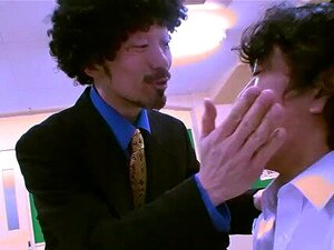 Ore wa Kamisamada Bangaihen Cho Ero Noryoku Gakuen 1ère victime Maki