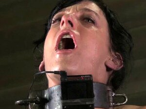 Petite soumise attachée punie et satisfaite. Petite soumise attachée