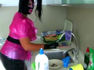 Masque en latex et pipe
