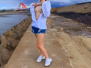 Épisode spécial danse nue tiktok 成人抖音海邊散步