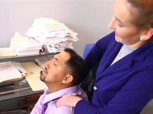 Découvrez un plaisir ultime alors que les bombes magnifiques Gigi