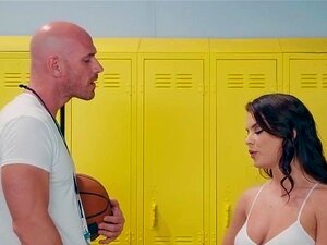 Brazzers - Keisha Grey se fait baiser par son coach