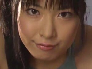 Pute japonaise folle Kana Yume dans un cul incroyable, scène POV JAV