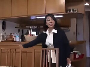 Découvrez le plaisir ultime avec des MILF asiatiques séduisantes en