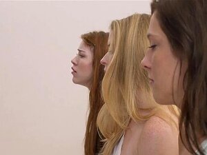 Découvrez l'attrait coupable de Grace et Cate alors qu'elles se