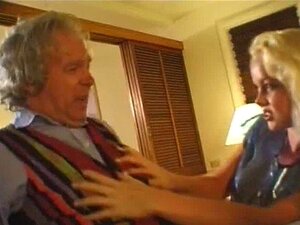 silvia saint vieux mec orgie lee nover